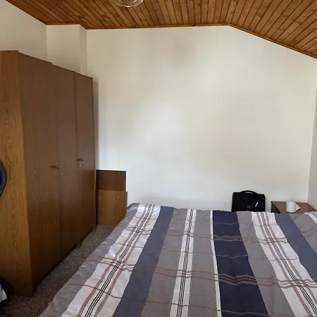 Uk House
